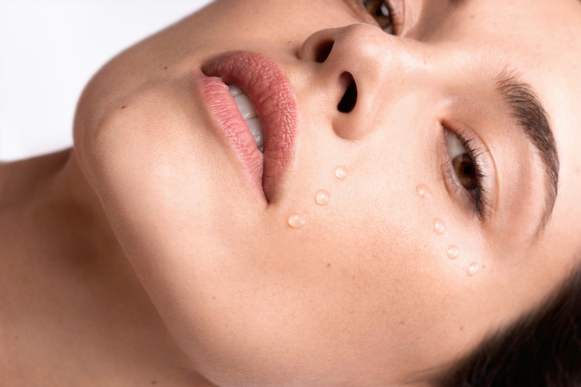 foto di una donna in primo piano