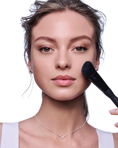 rosacea come applicare il fondotinta sulla pelle soggetta a rossori