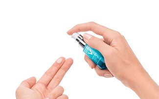 applicazione mineral 89 gel occhi